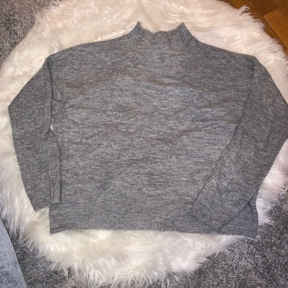 Gray Oversized Mock Turtleneck Sweater - Picture 2 of 2